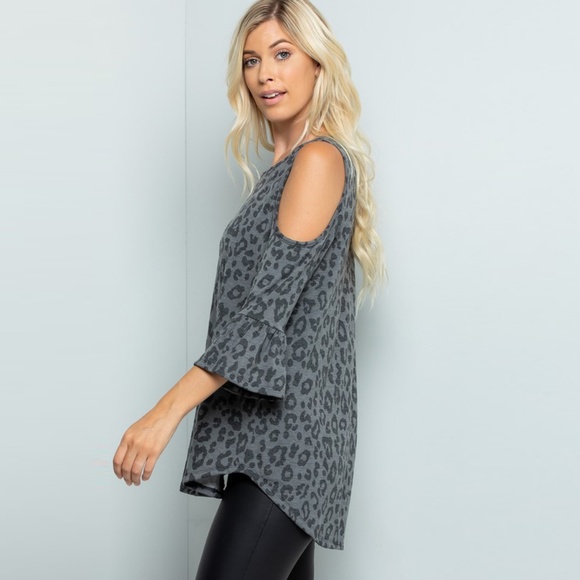 Leopard Print Cold Shoulder Top - Picture 3 of 7